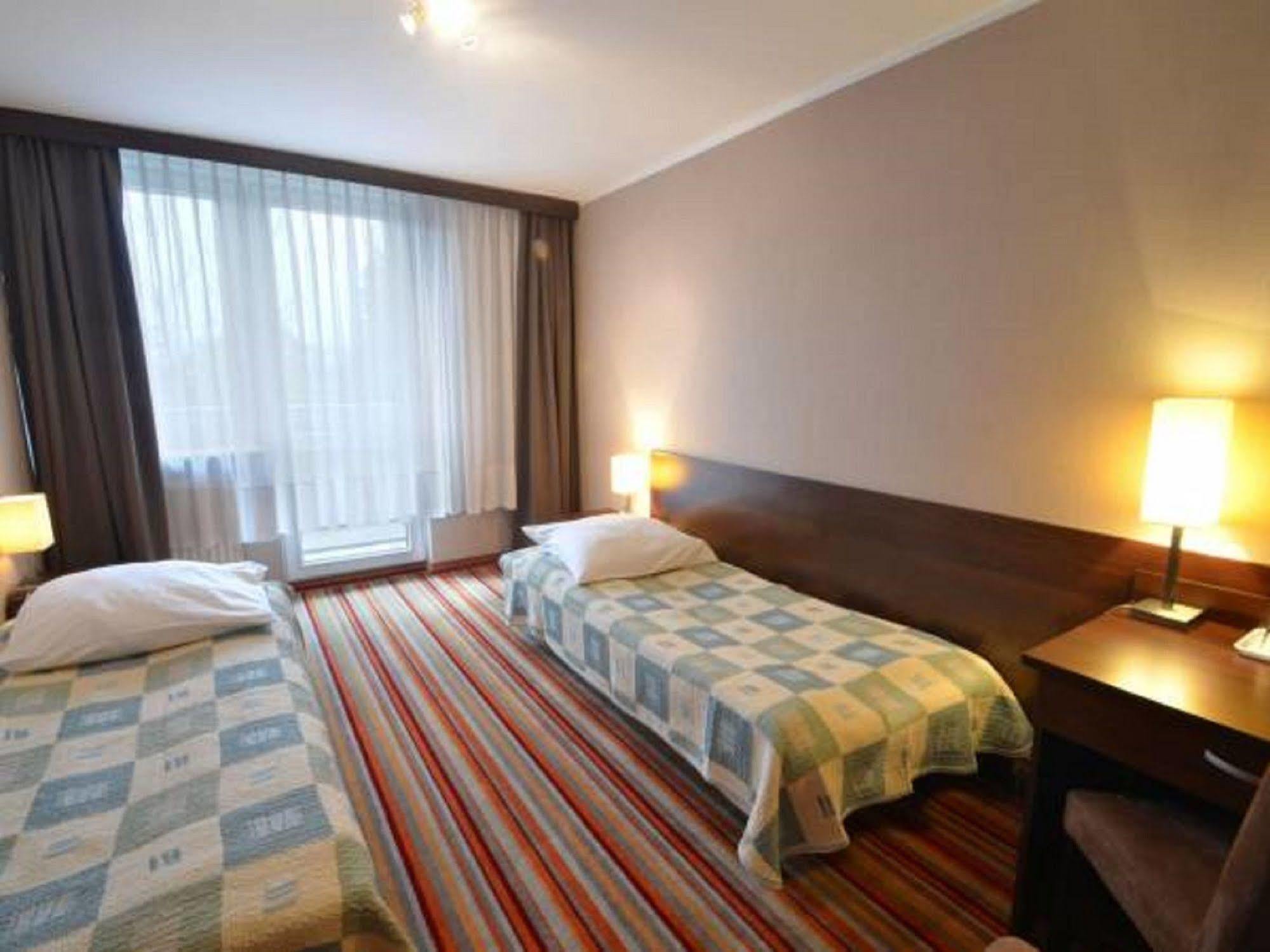 Hotel Dal Гданск Екстериор снимка